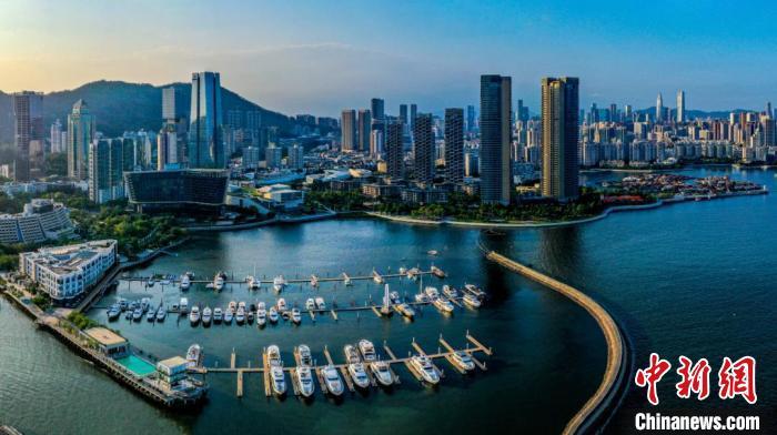 深圳市蛇口濱海文化創(chuàng)意街區(qū)。 廣東省文旅廳 供圖